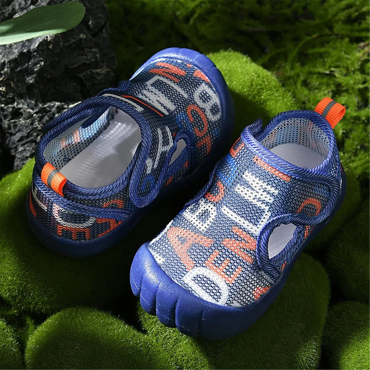 Baby Boys Girls Barefoot Swim Shoes Infant Pool Water Shoes Newborn Beach Walking Sandals Athletic Breathable Sneakers
