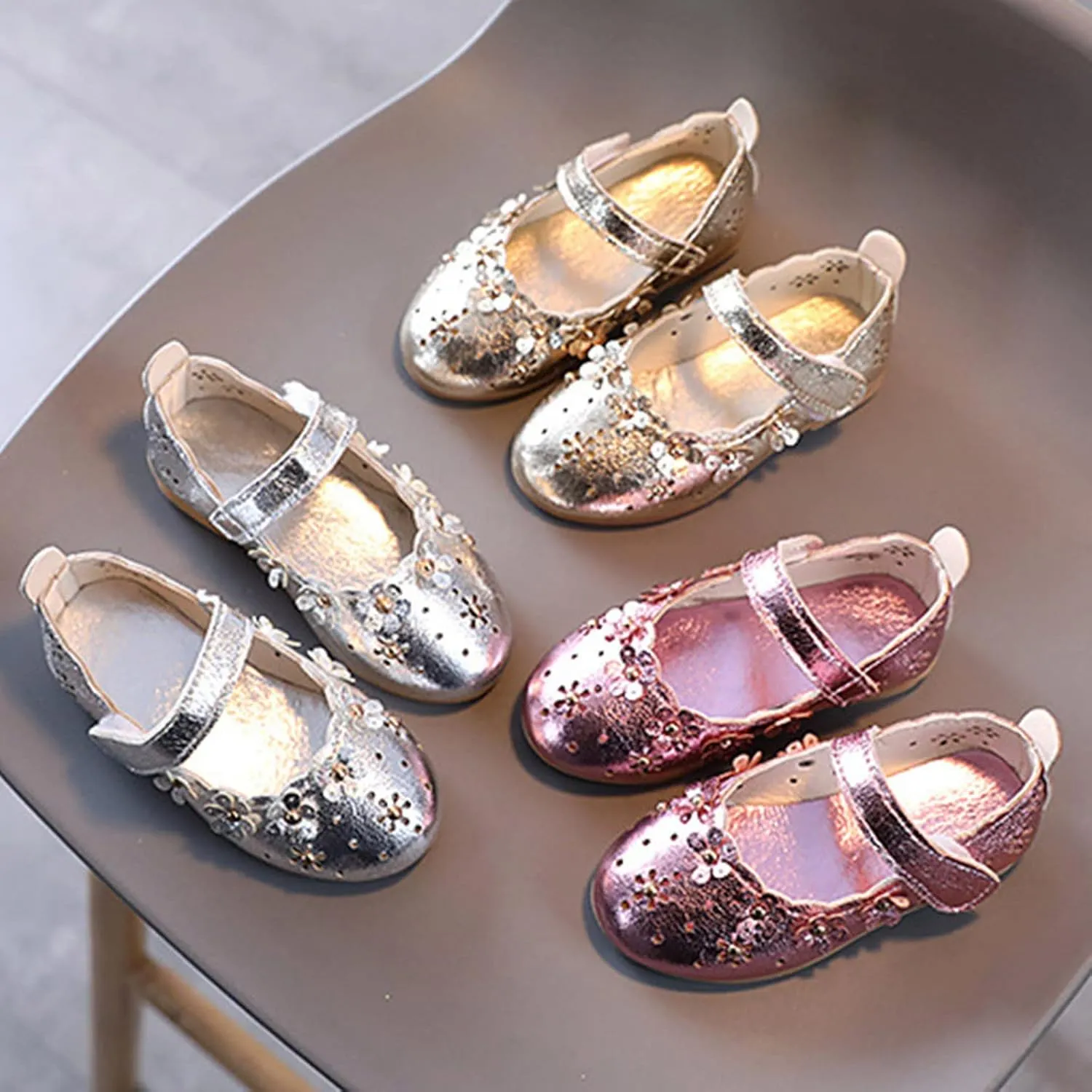Children Low Heel Foot Warmer Girls Sandal Shoes Flower Shoes Hollow Flower Shoes Soft Sole Princess Sandals