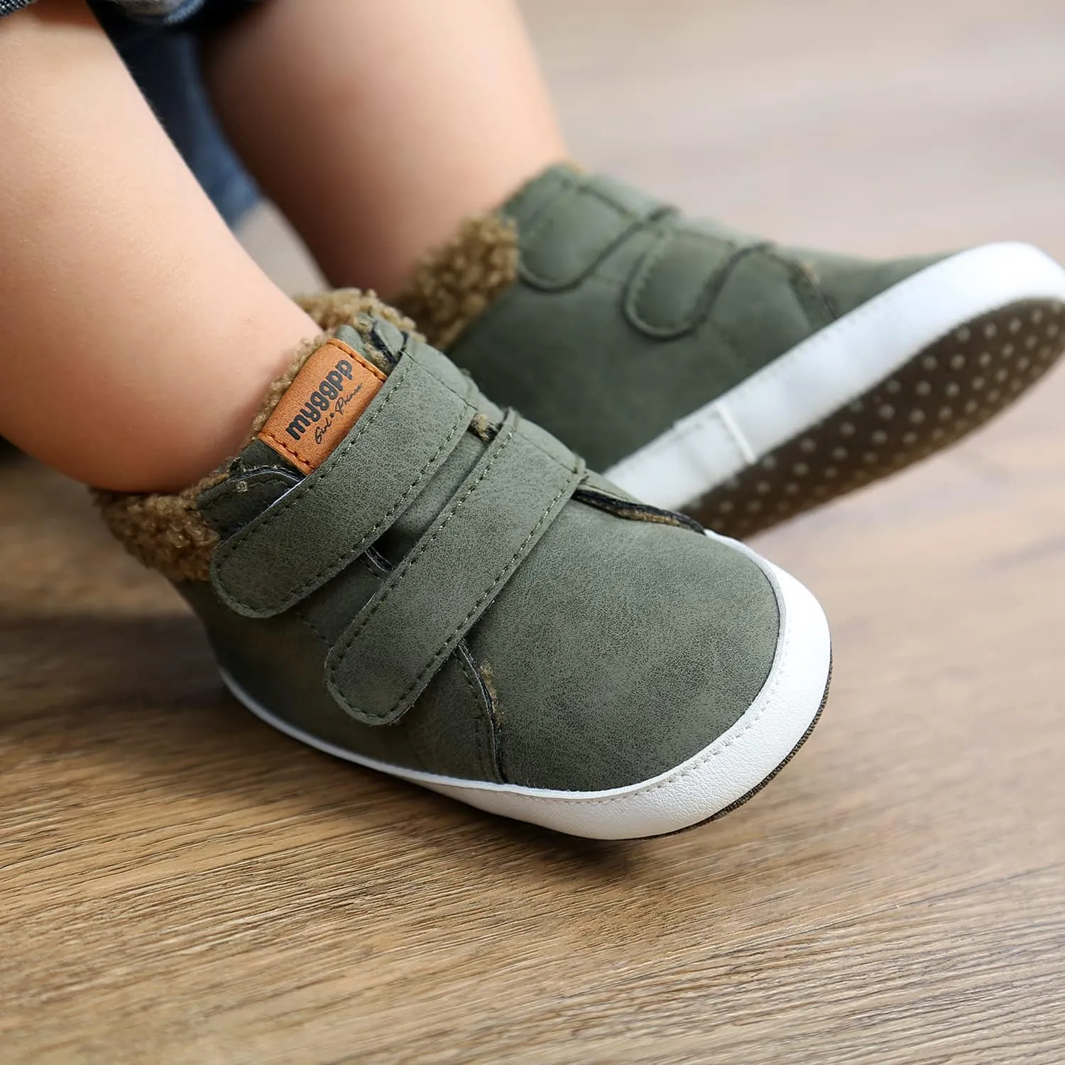FAMI Baby Warm Booties Newborn Boy Girl Boots Cozy Fur Shoes Hook and loop Toddler Booties First Walker Winter Crib Boots