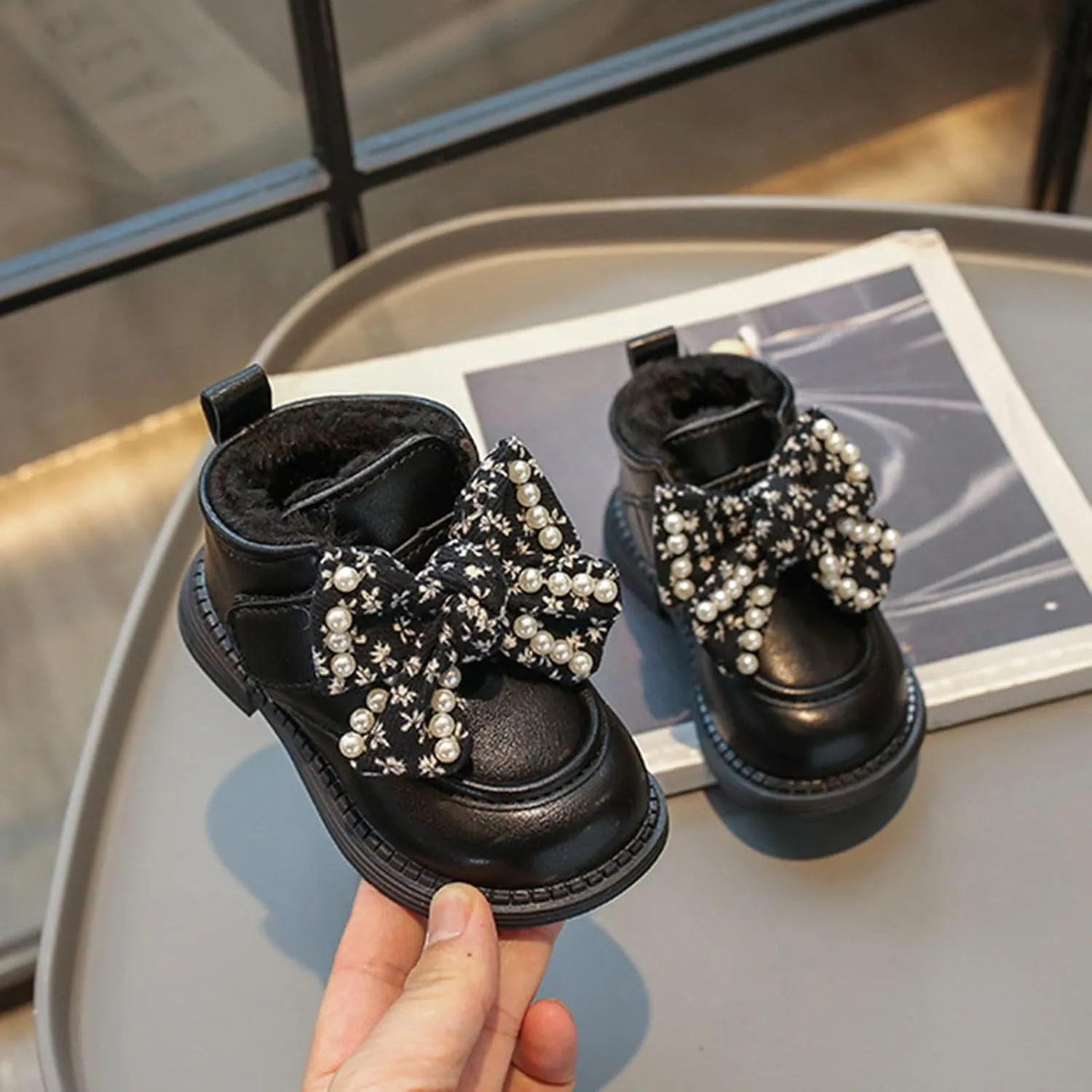 Girls Ankle Boots Sweet Bow Princess Soft Sole Flat Booties Thick Plush Soft Sole Leather Non Slip Walking Shoes