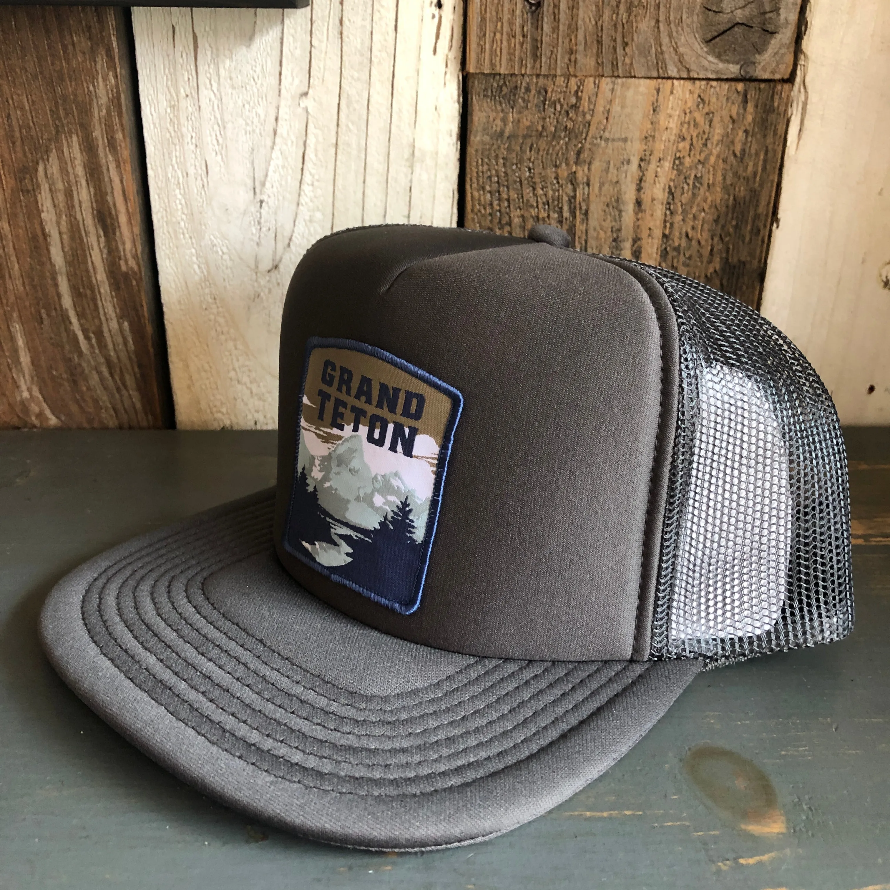 GRAND TETON NATIONAL PARK Trucker Hat - Charcoal Grey (Flat Brim)