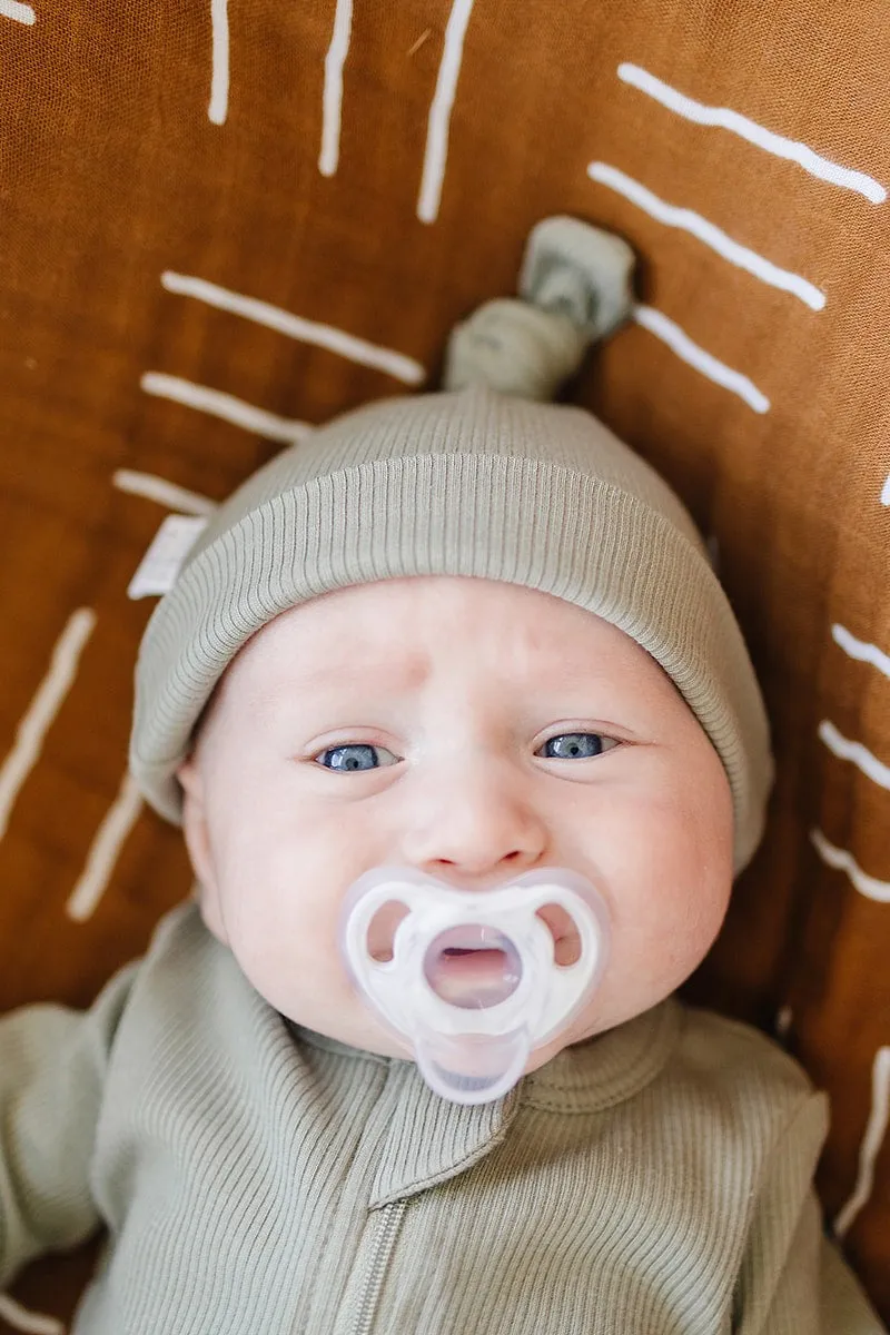 Green Organic Ribbed Newborn Knot Hat