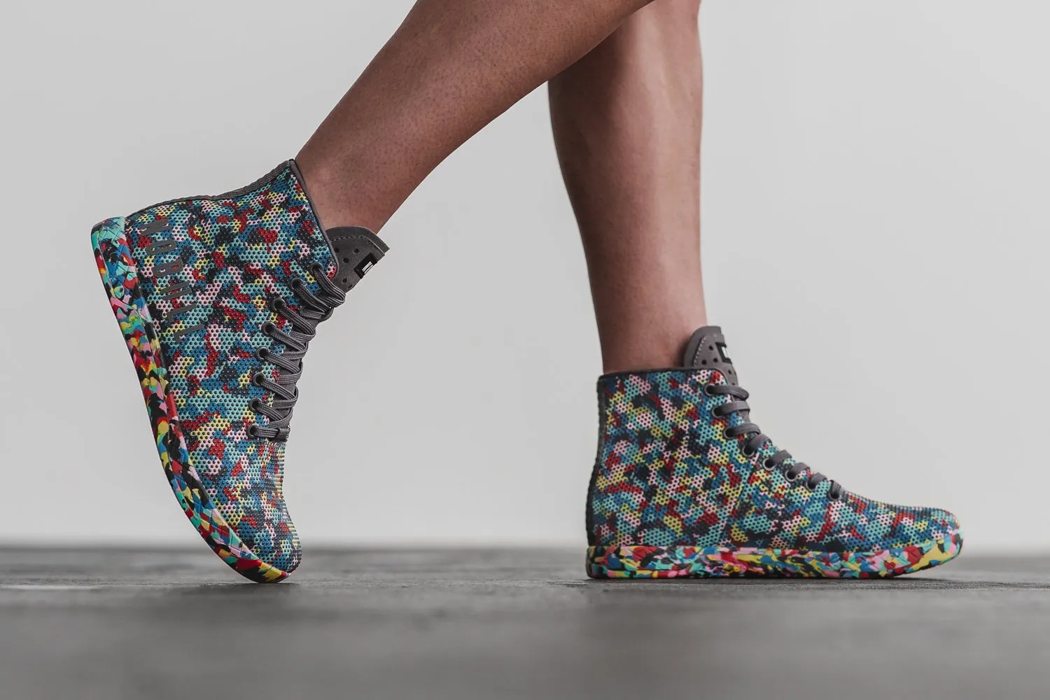 HIGH-TOP WILD TRAINER (WOMEN'S)