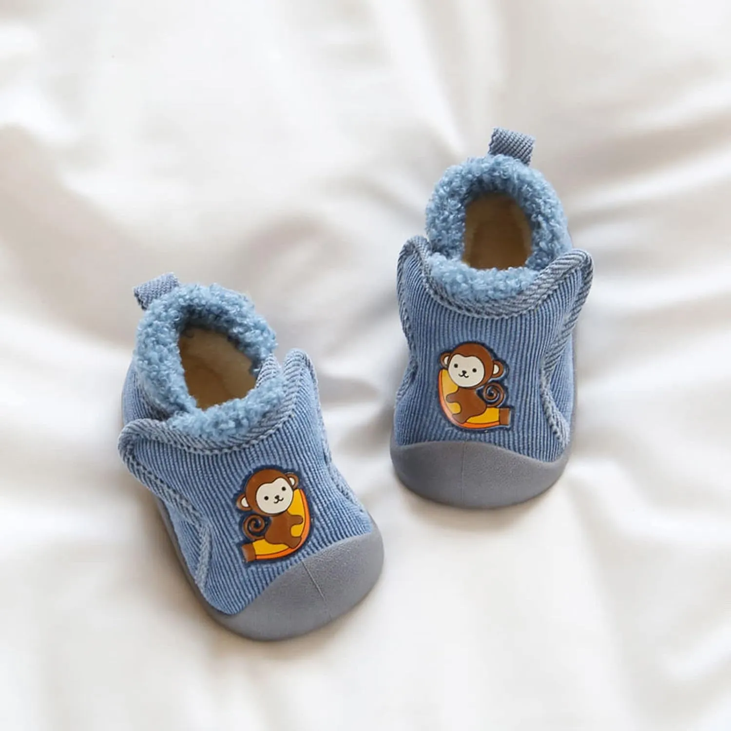 Infant Toddler Plush Walking Shoes Flat Bottom Soft Sole Slip On Cozy Casual Shoes House Slippers for Kid Light Shoes