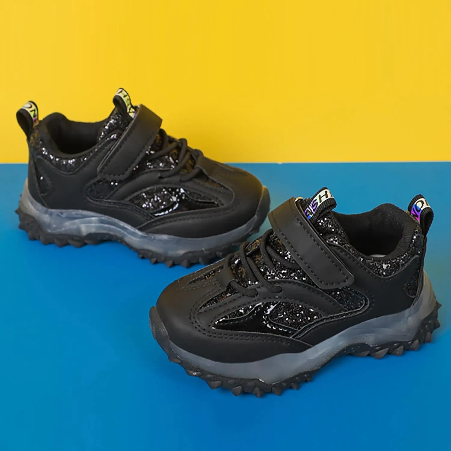 Little Girls Tennis Shoes Spring Autumn Non Slip Soft Sole Baby Toddler LED Flashing Lights Shoes Boys Baby Boy Shoes