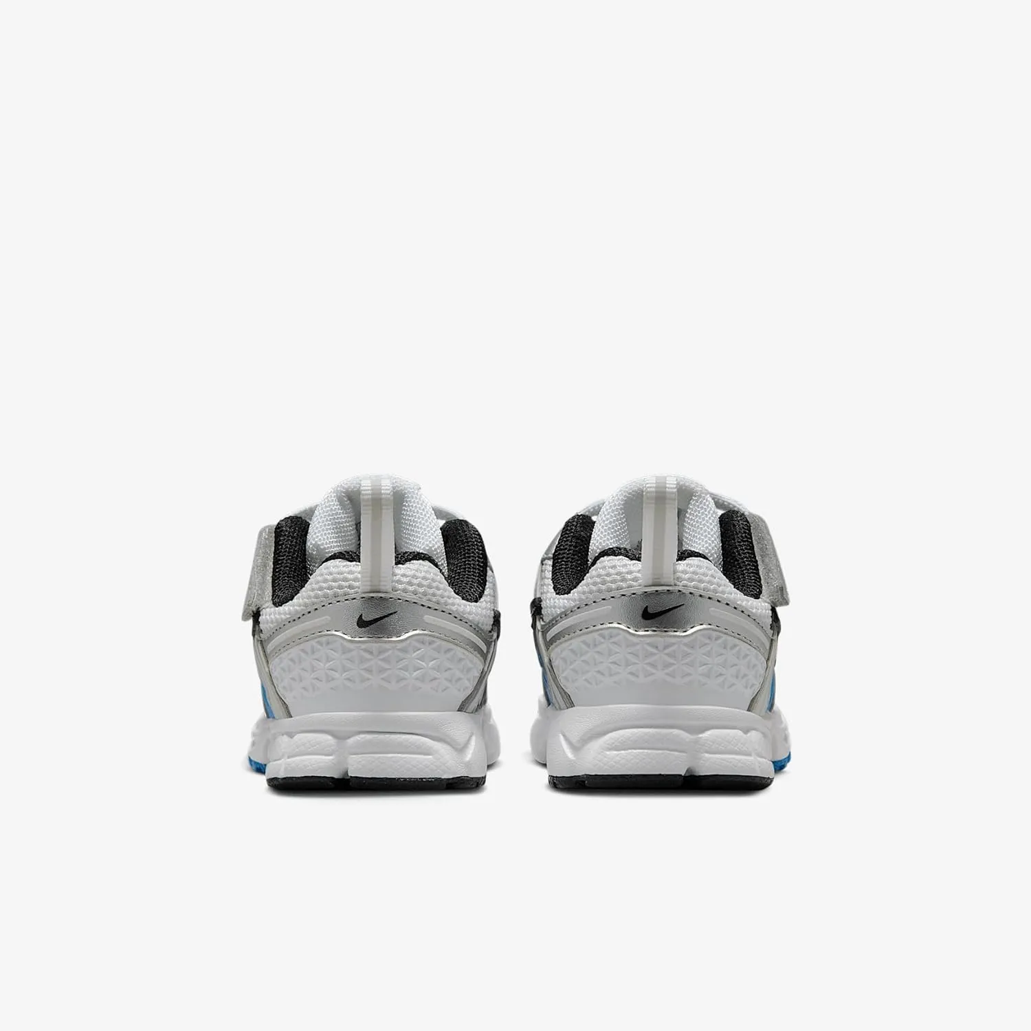 Nike Vomero 5 Baby/Toddler Shoes (HF7000-105, White/Light Photo Blue/Black/Metallic Silver)