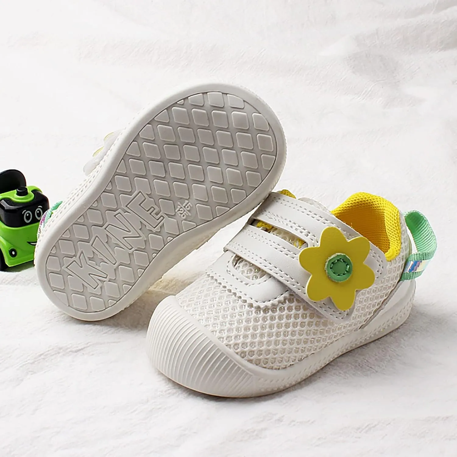 Sport Shoes Children Baby Infant Lightweight Non Slip Soft Sole Casual Shoes for Outdoor Walking Running Playing Shoes Kids
