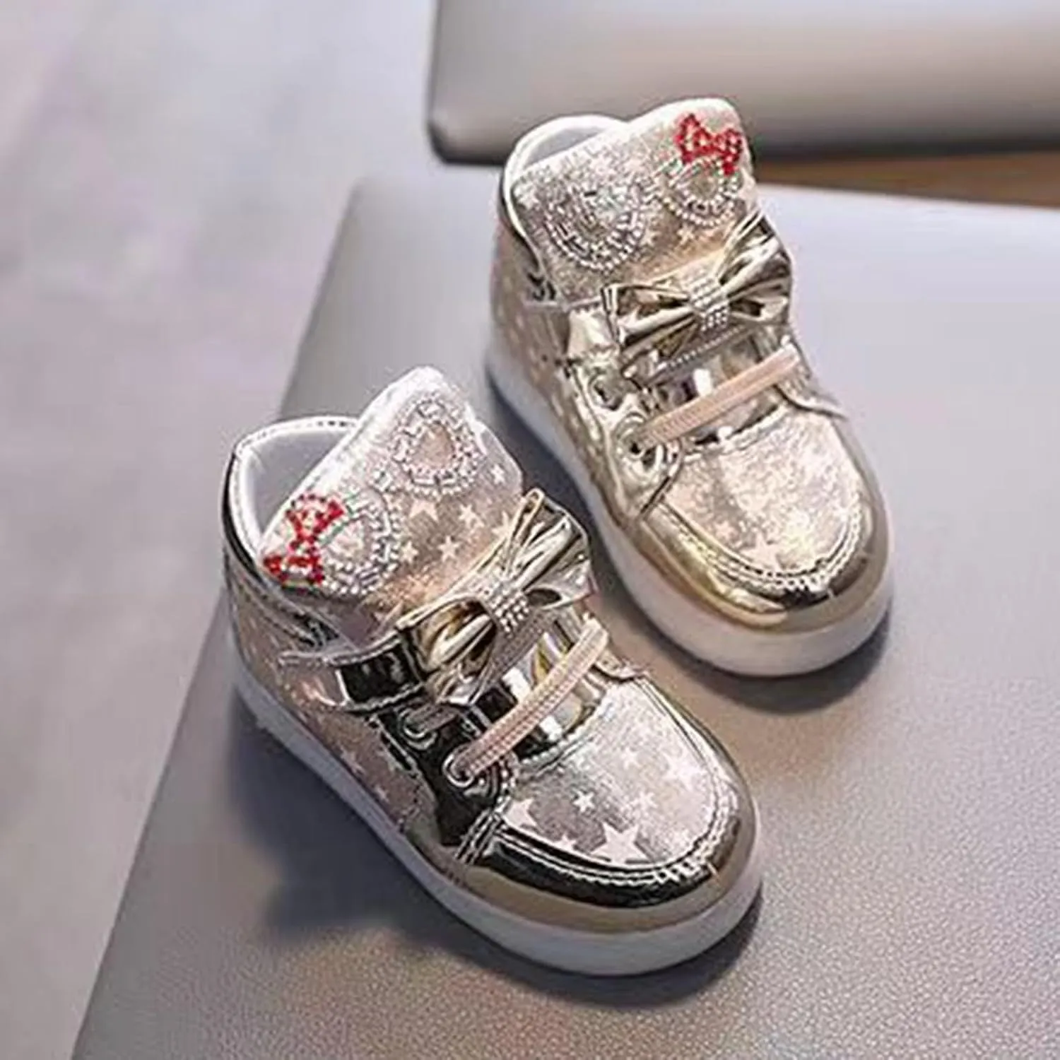 Toddler Baby Light Up Shoes Kids Girls Non Slip Glitter High Top Sneakers Fashion Child Flashing Mesh Wide Sport Shoes