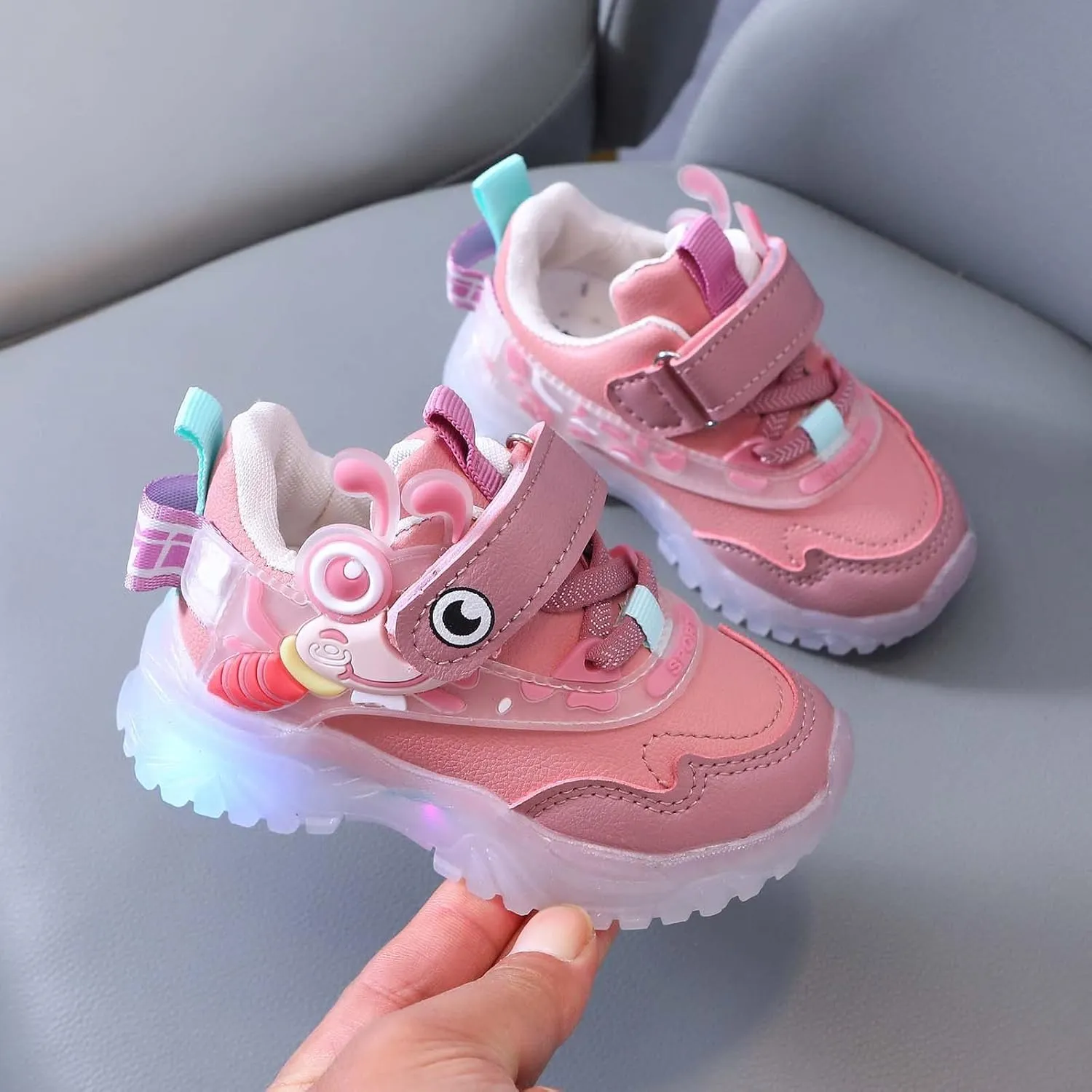 Toddler Cute Shoes Light Up Shoes for Girls Toddler Led Walking Shoes Girls Kids Children Baby Flat Bottom Sneakers